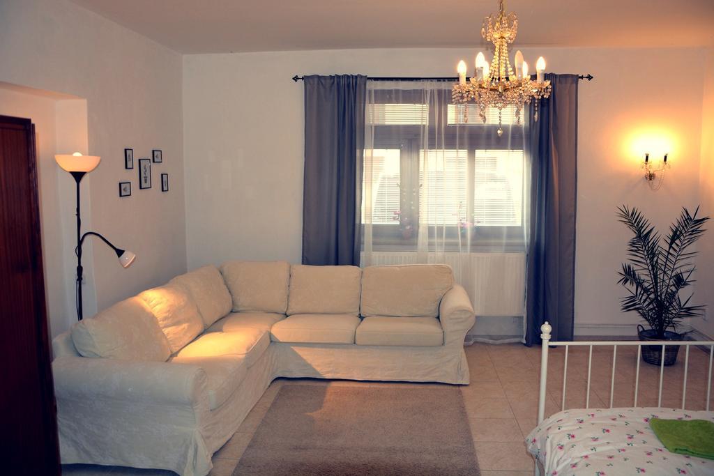 Apartmany Pod Putimskou Branou ปีเซค ภายนอก รูปภาพ