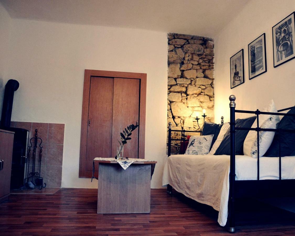 Apartmany Pod Putimskou Branou ปีเซค ภายนอก รูปภาพ